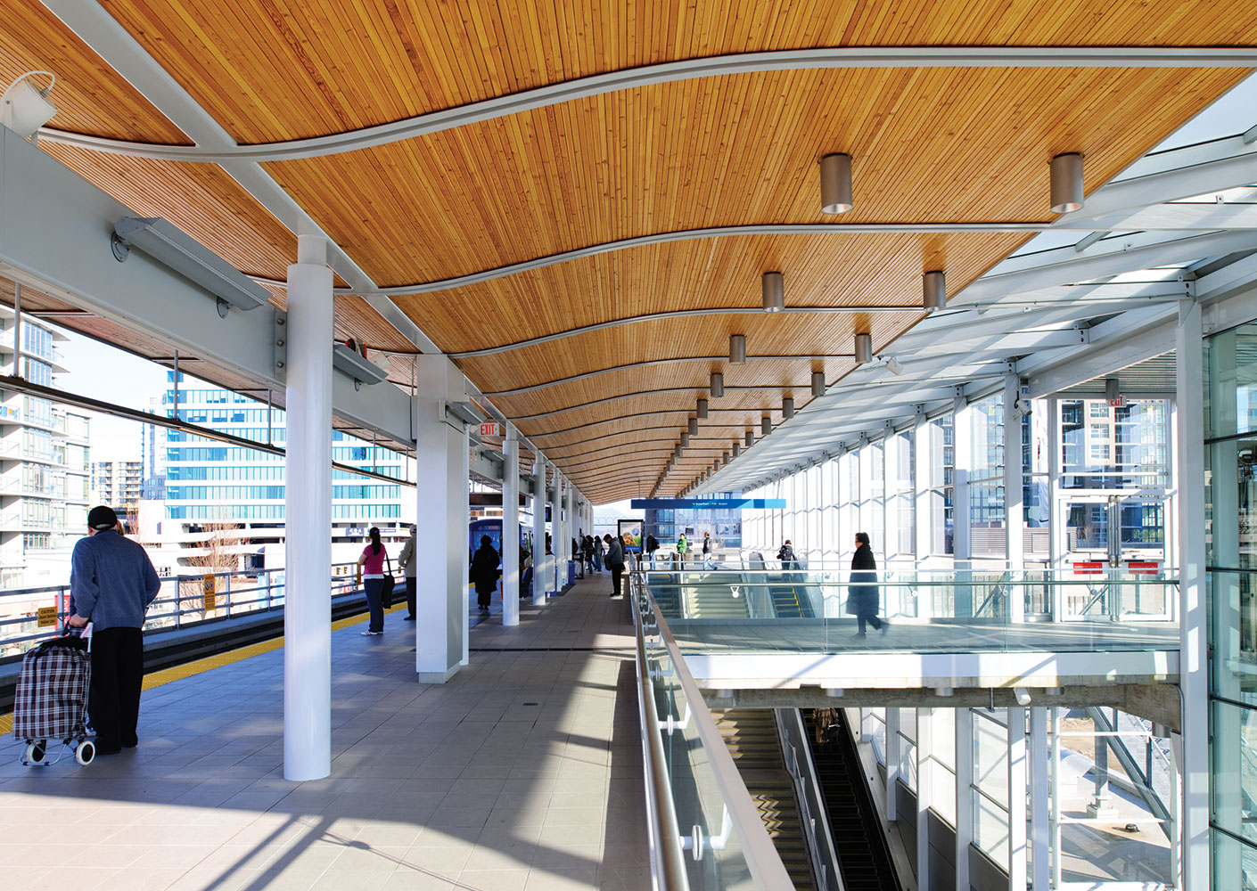 The interior of Richmond-Brighouse station.