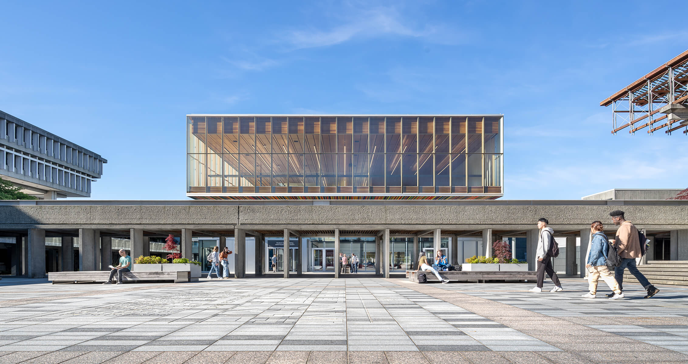 SFU_SUB_Exterior