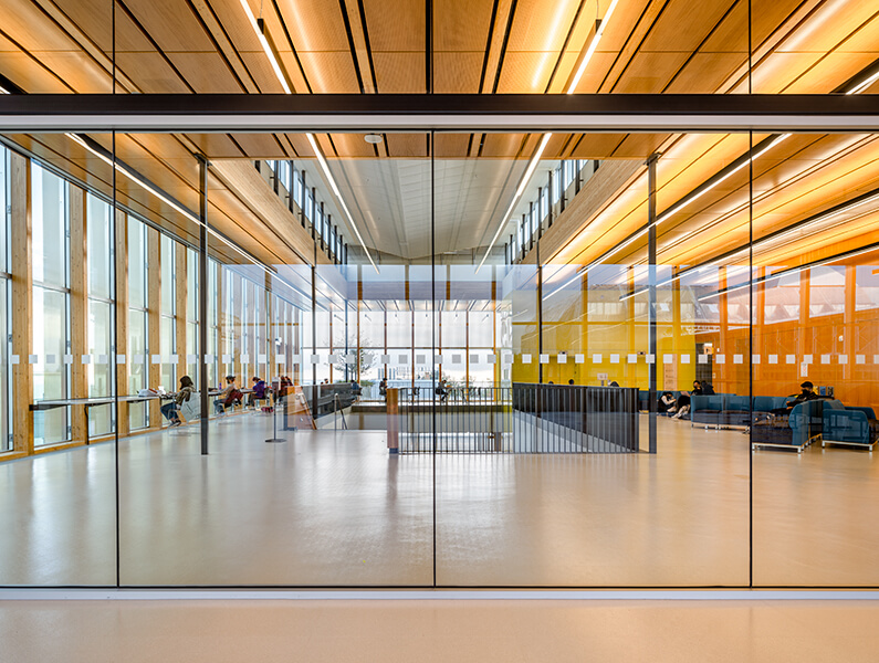 SFU_SUB_Glass-Interior