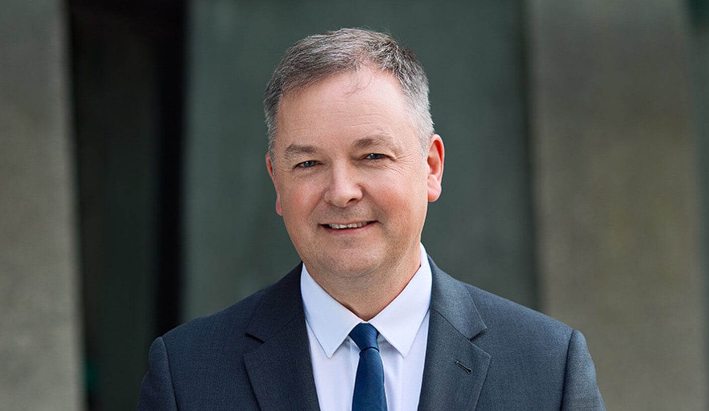 Headshot of Derek Newby